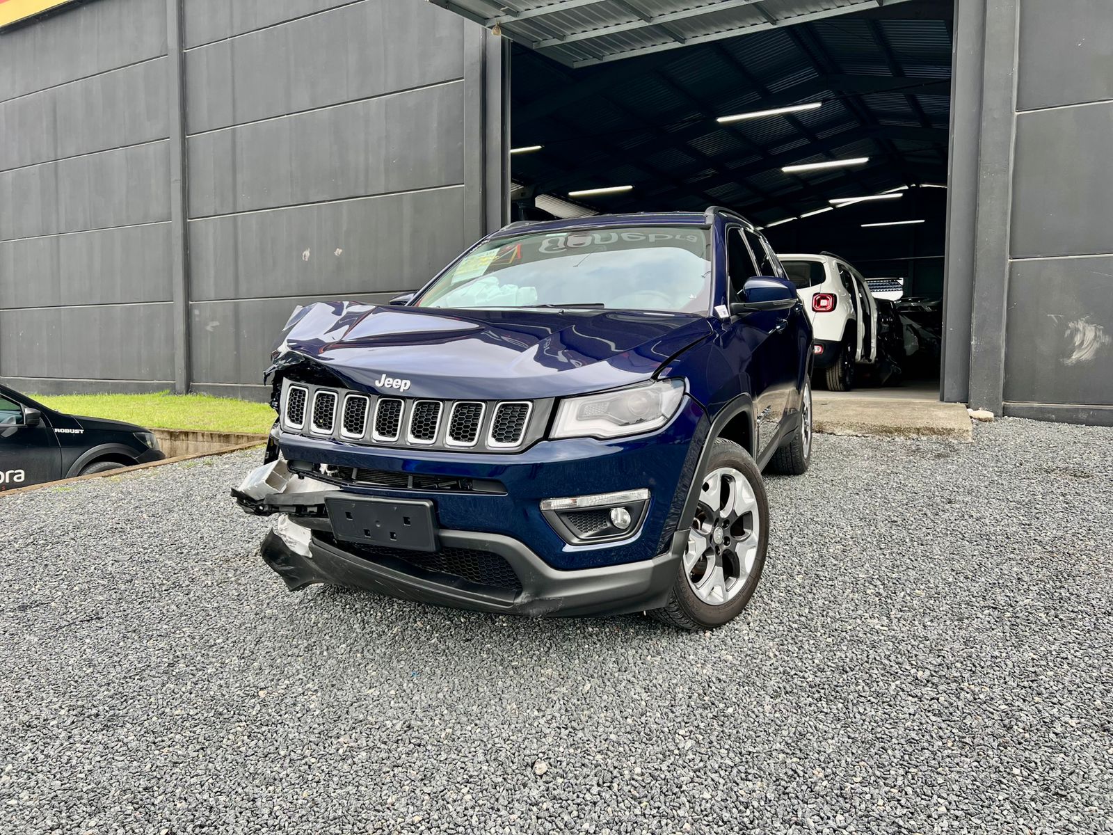 Jeep Compass: pontos positivos e negativos do modelo